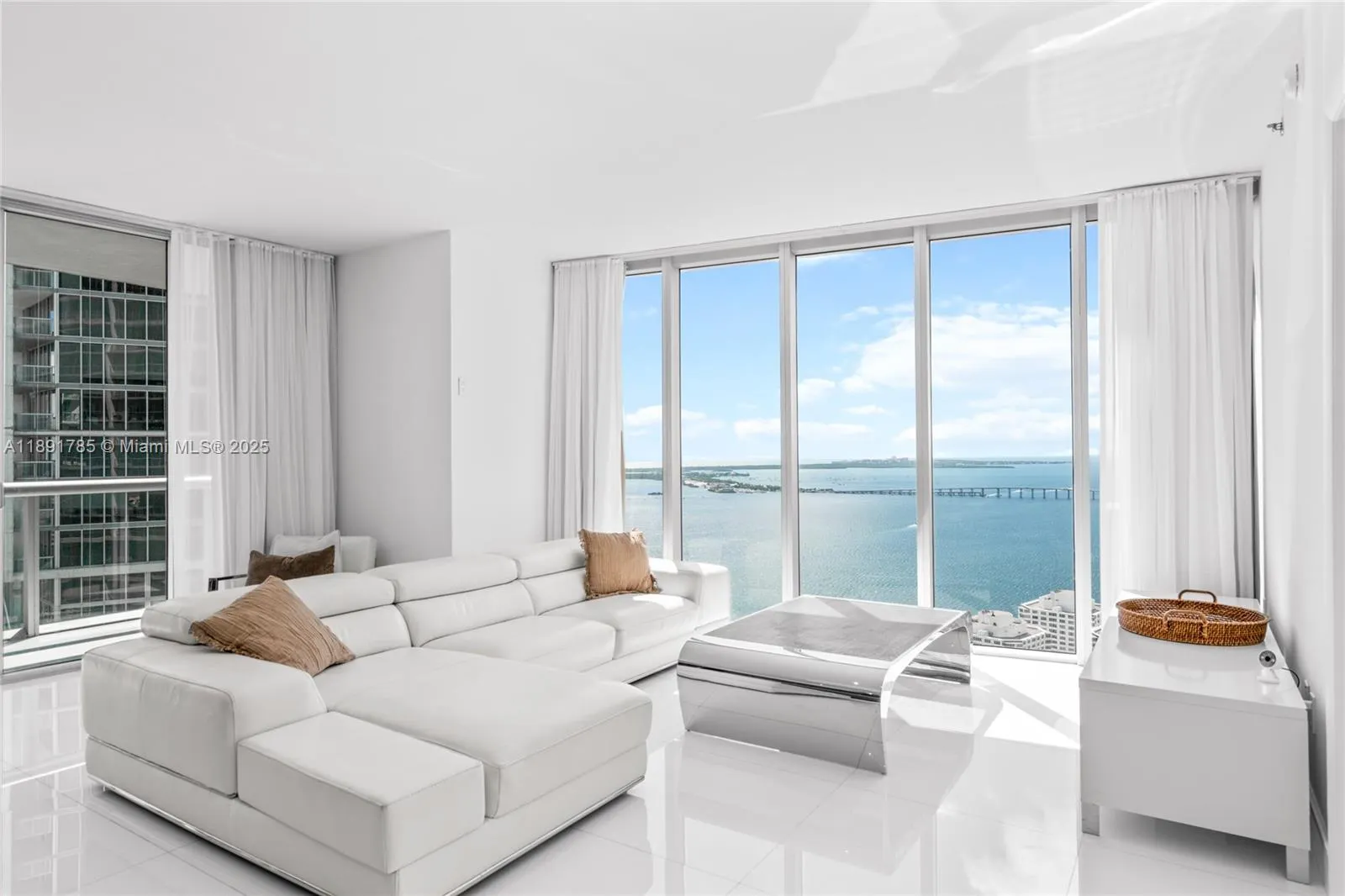 485 Brickell Ave, #4410