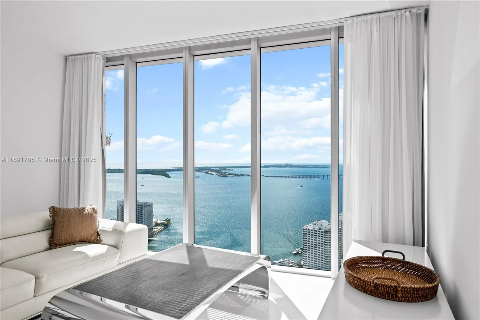 485 Brickell Ave, #4410