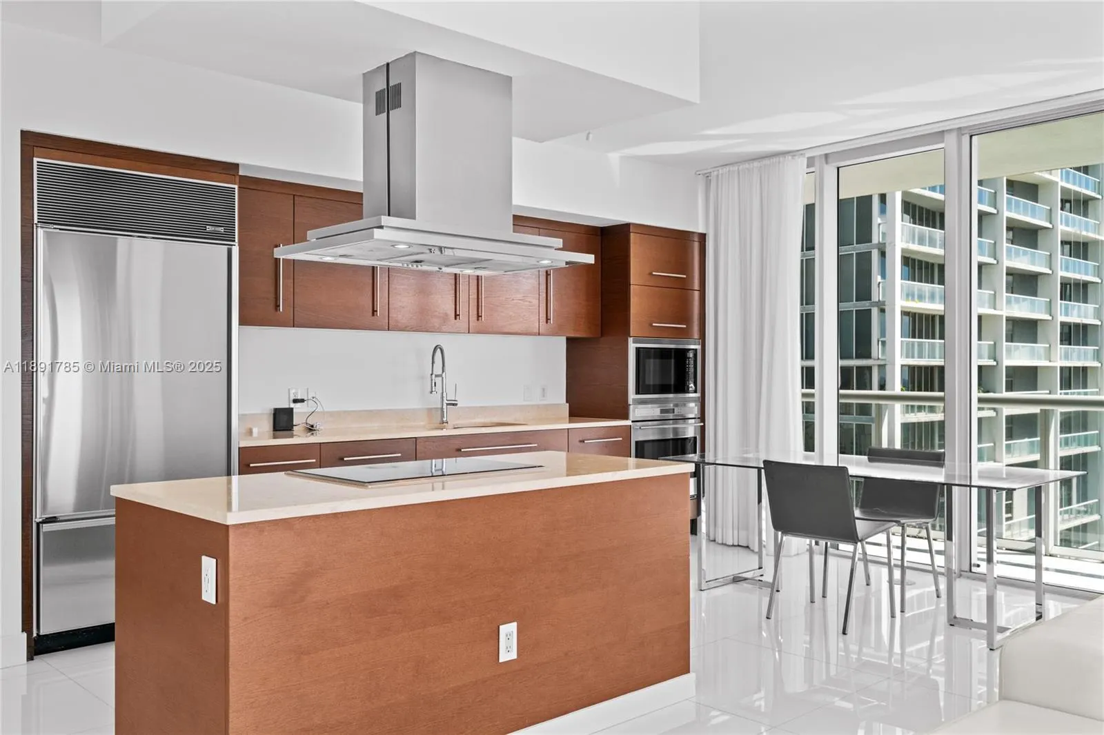 485 Brickell Ave, #4410