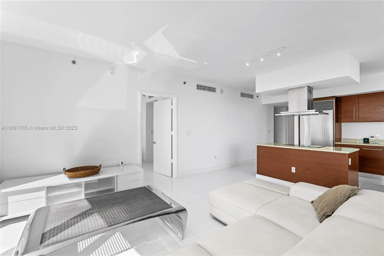 485 Brickell Ave, #4410