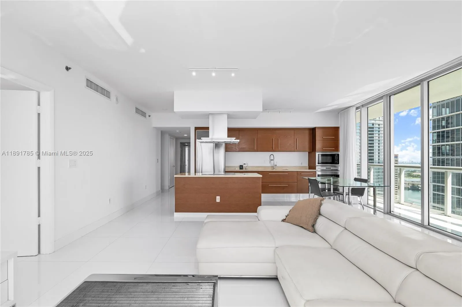485 Brickell Ave, #4410