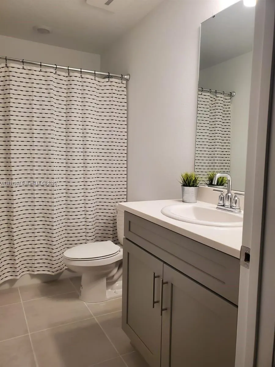 3563 Davenport Creek Court