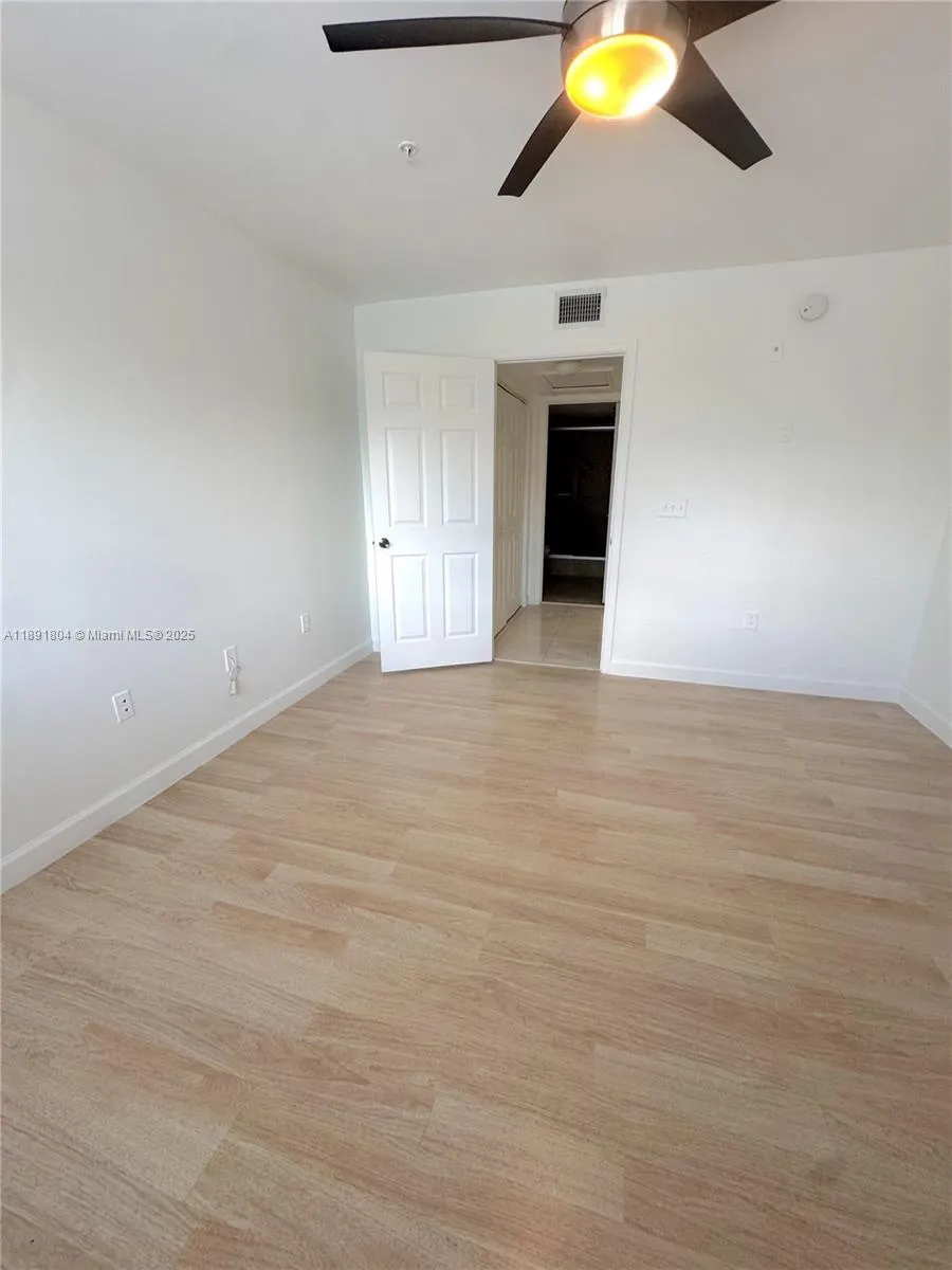 620 SW 111th Ave, #304