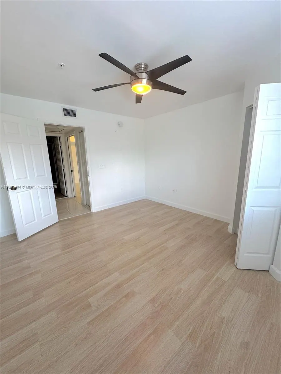 620 SW 111th Ave, #304