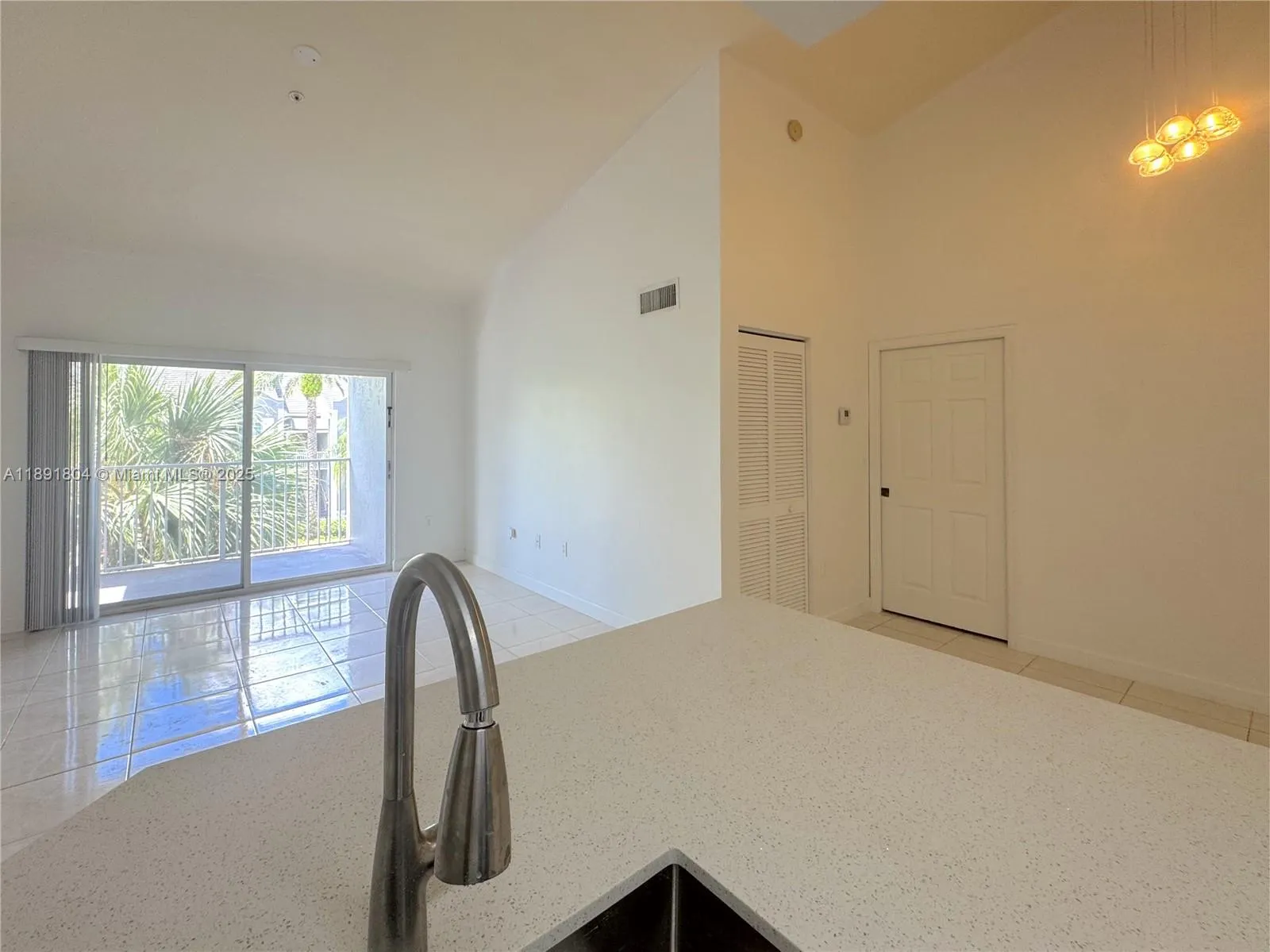 620 SW 111th Ave, #304