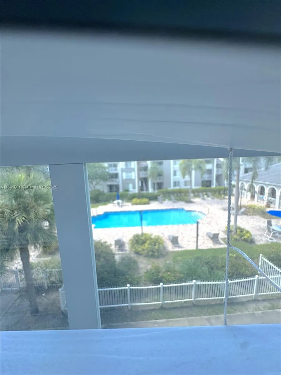 620 SW 111th Ave, #304