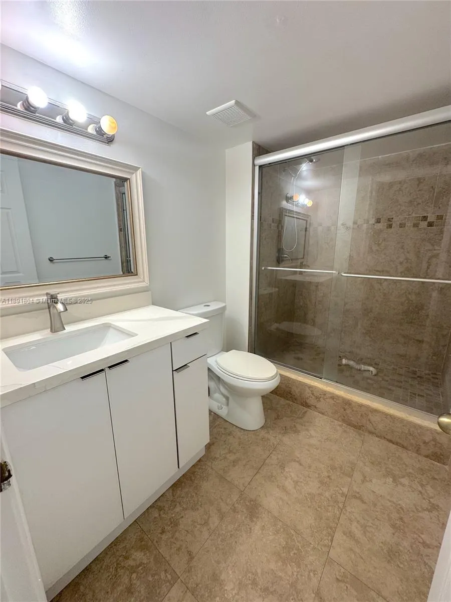 620 SW 111th Ave, #304