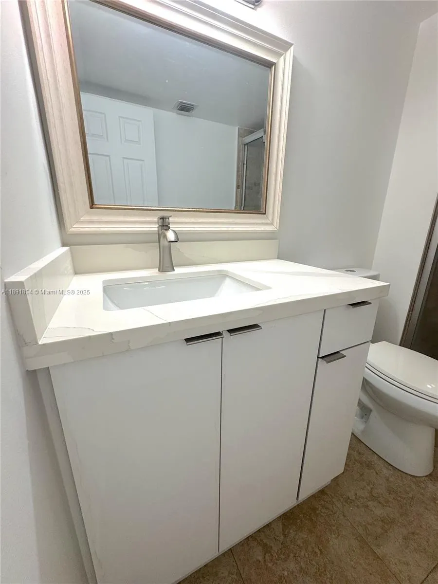 620 SW 111th Ave, #304