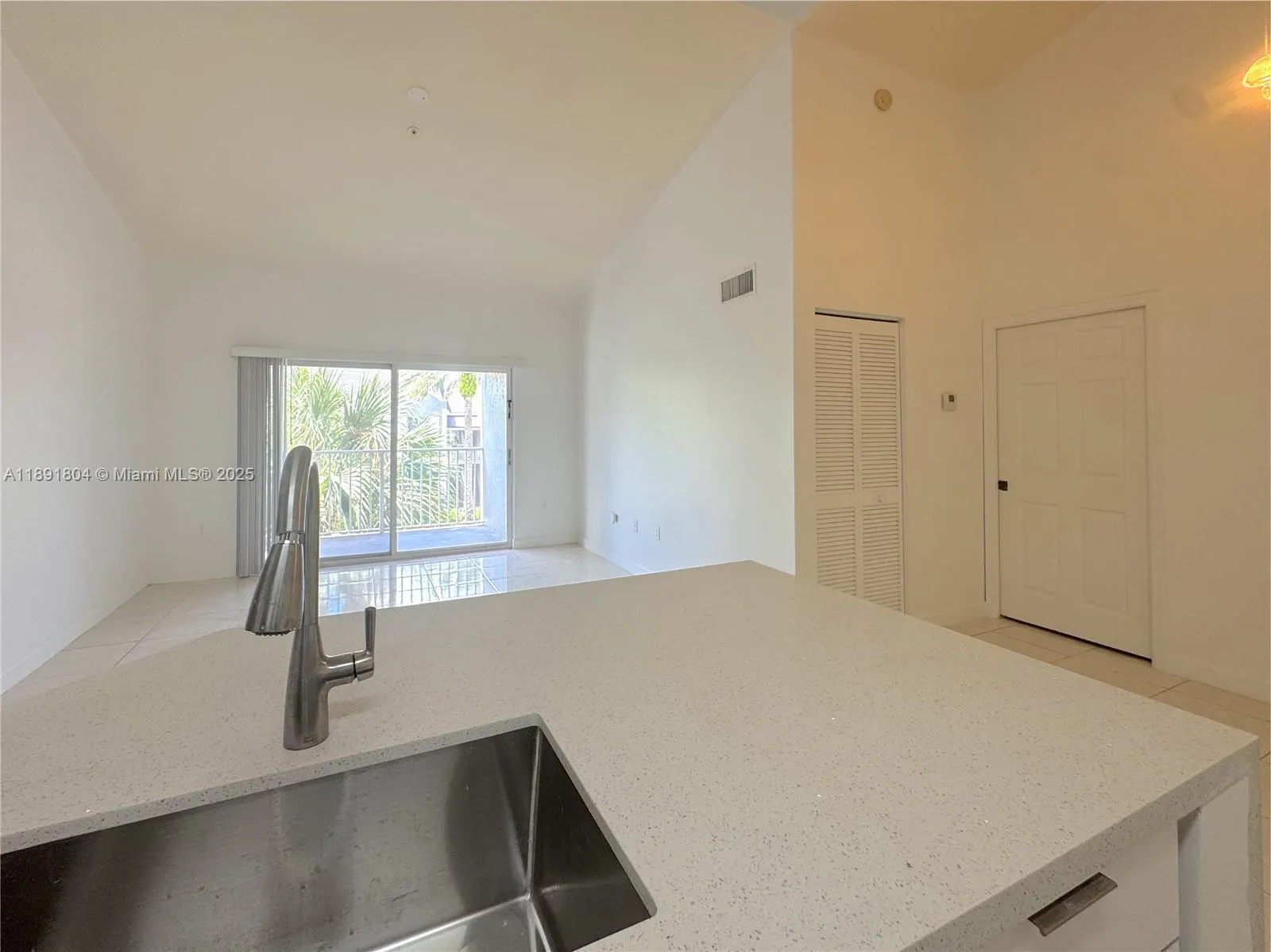 620 SW 111th Ave, #304
