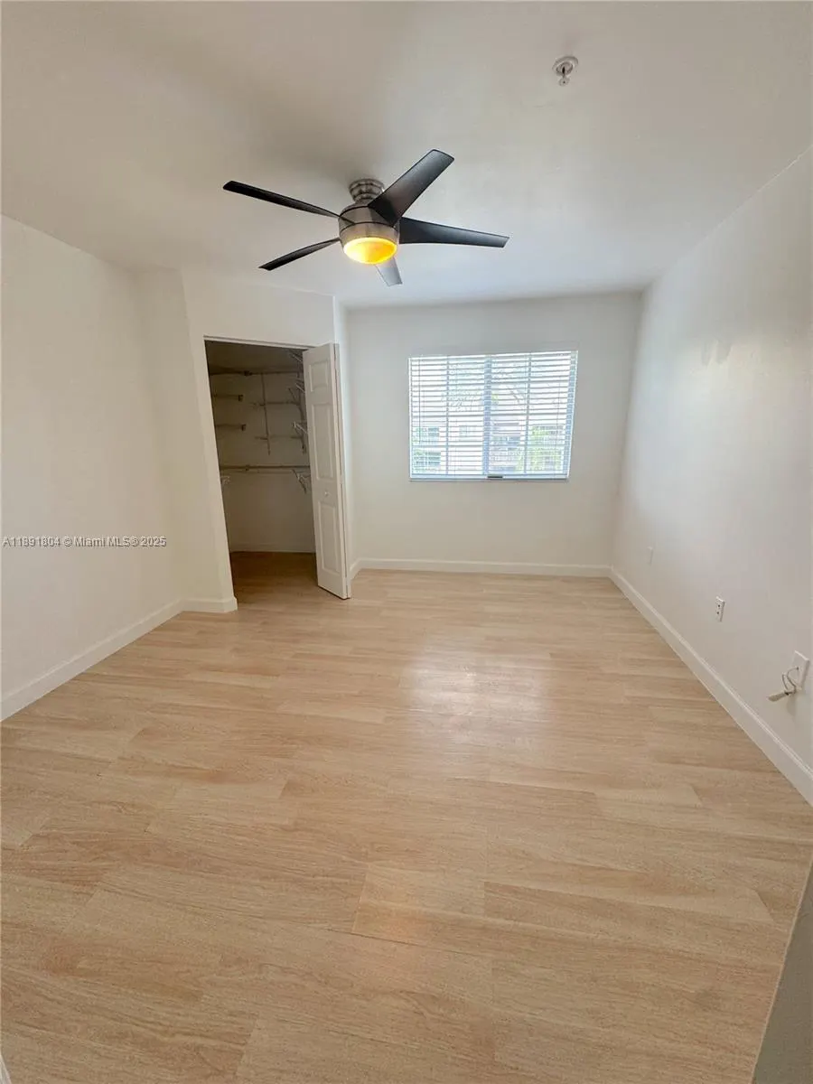 620 SW 111th Ave, #304