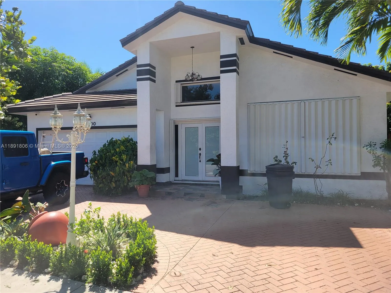 8900 NW 148th Ter