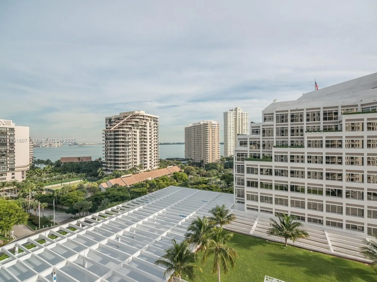 701 Brickell Key Blvd, #1411