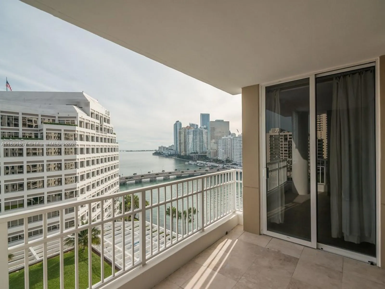 701 Brickell Key Blvd, #1411