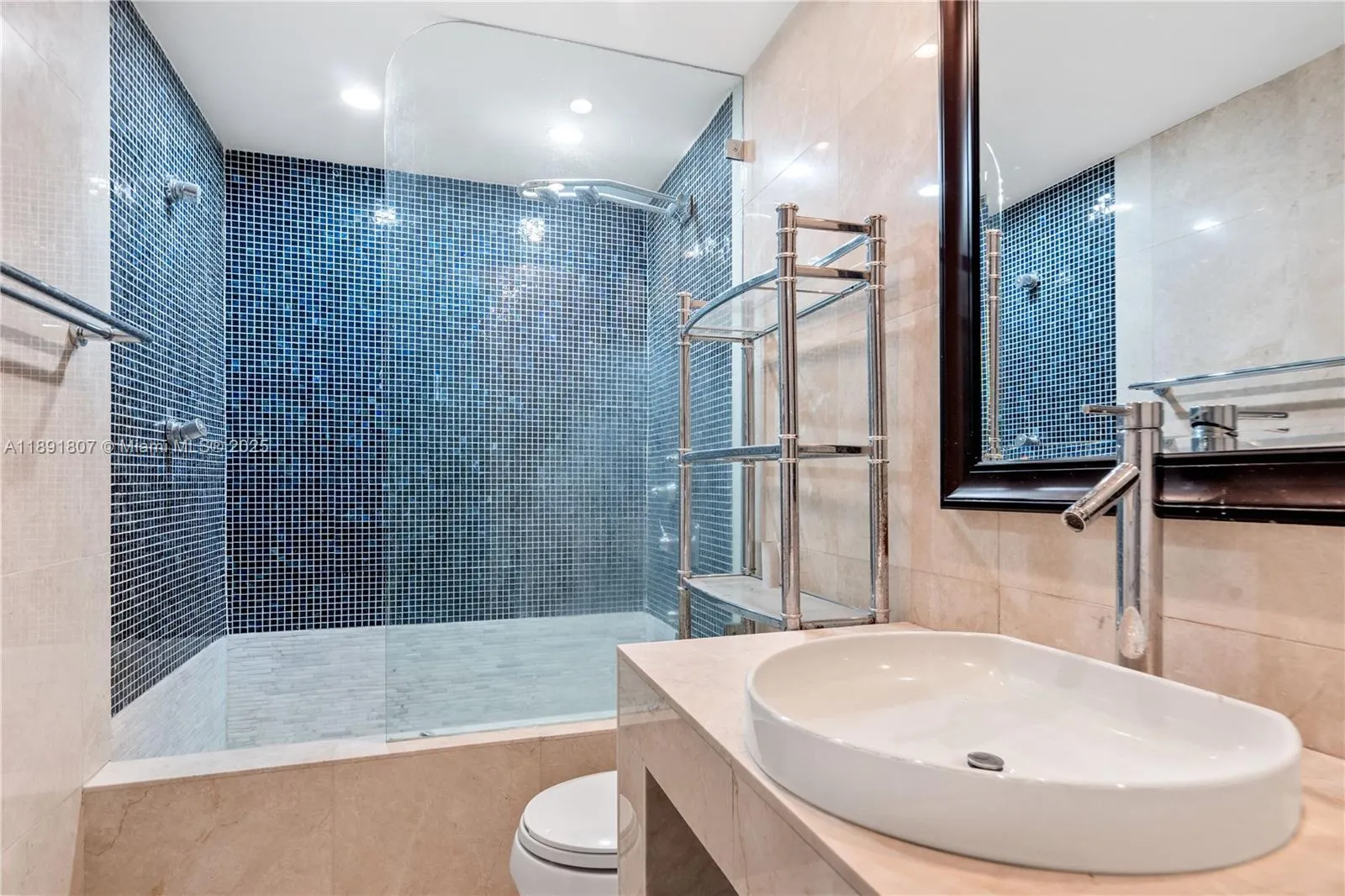 701 Brickell Key Blvd, #1411