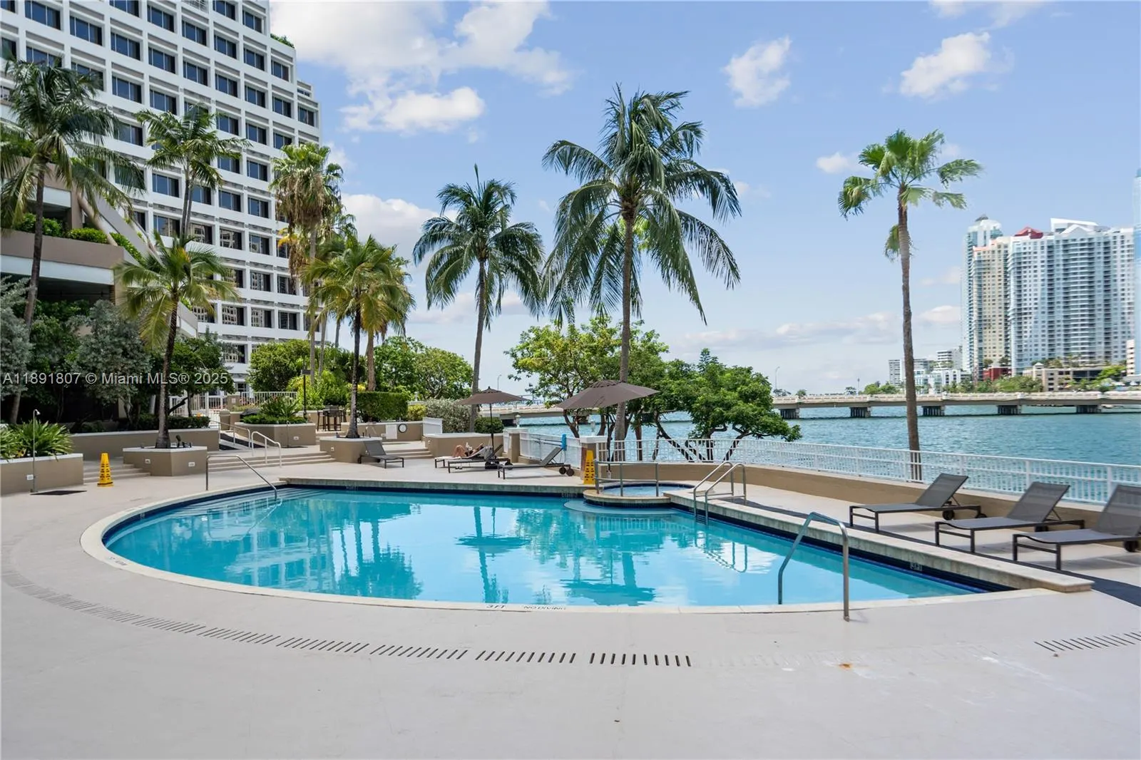 701 Brickell Key Blvd, #1411