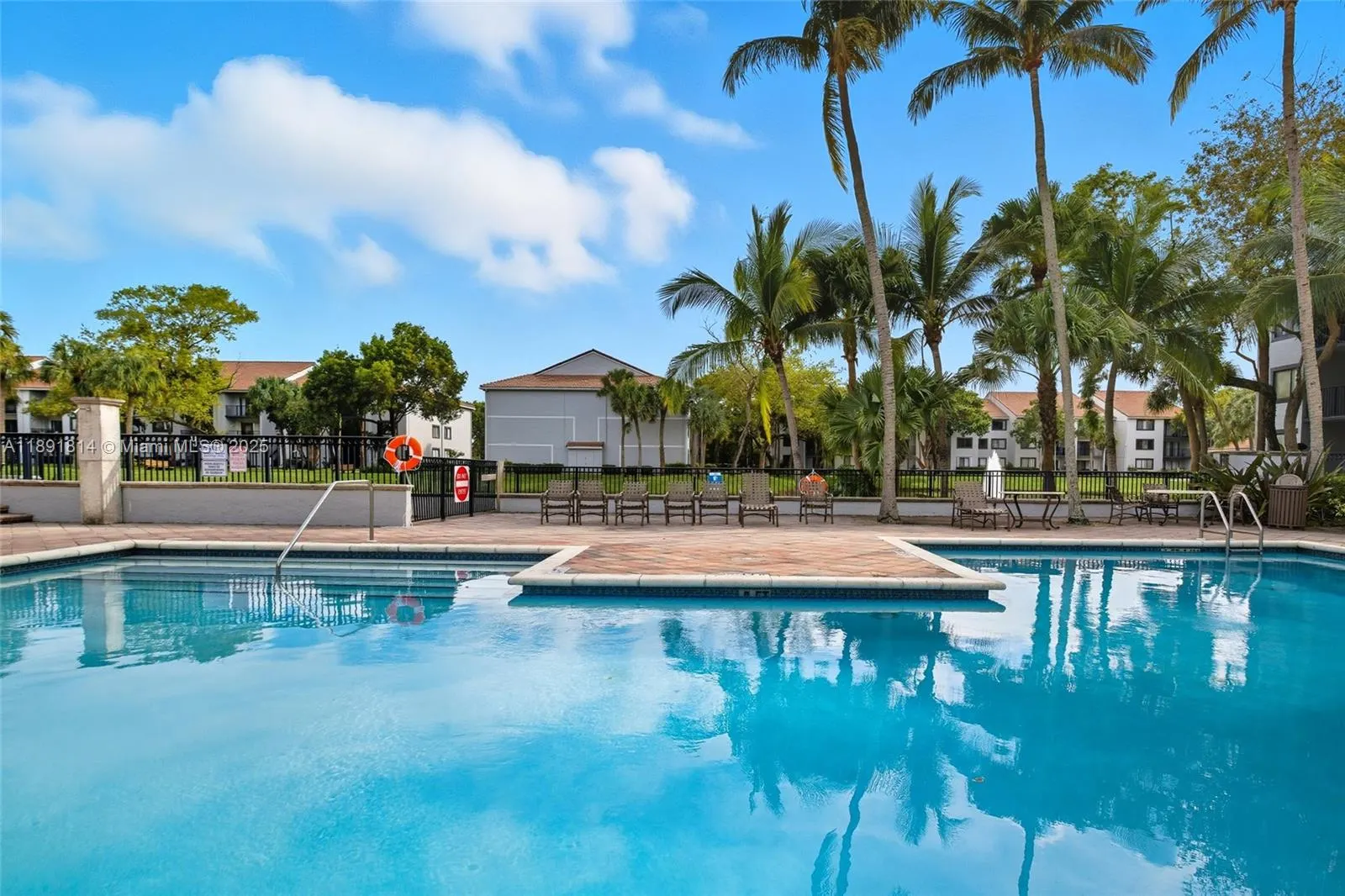 9122 W Atlantic Blvd, #732