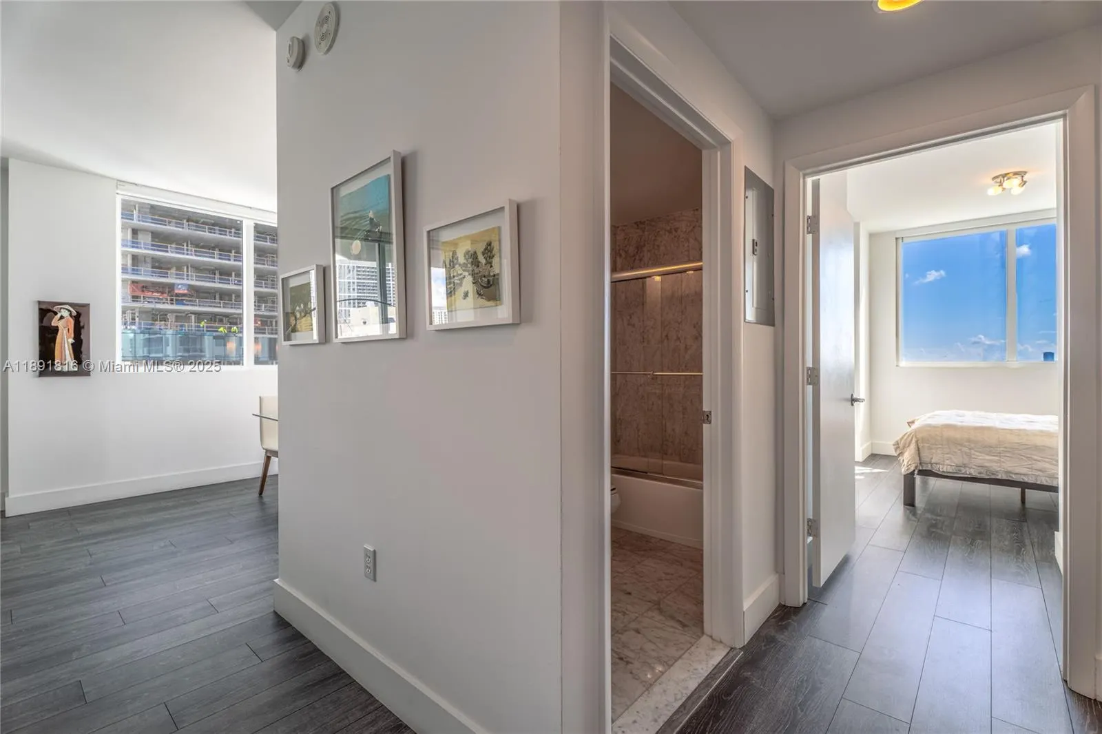 253 NE 2nd St, #3203