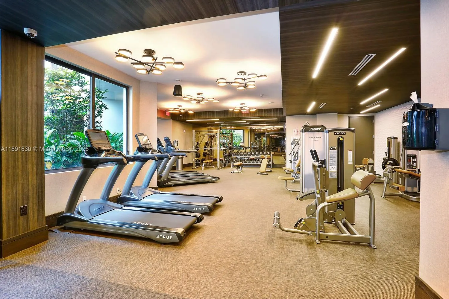 301 Altara Ave, #419