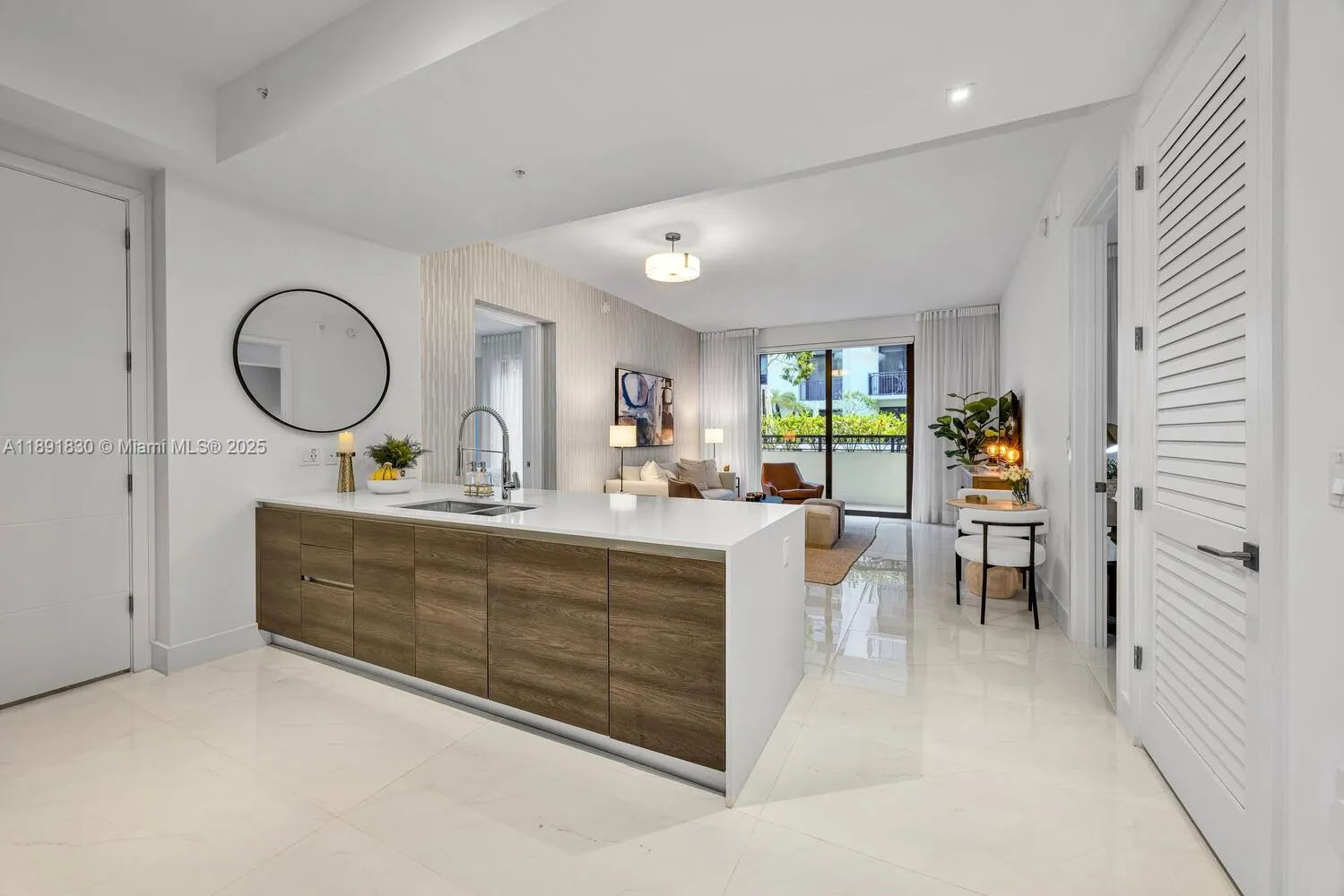 301 Altara Ave, #419