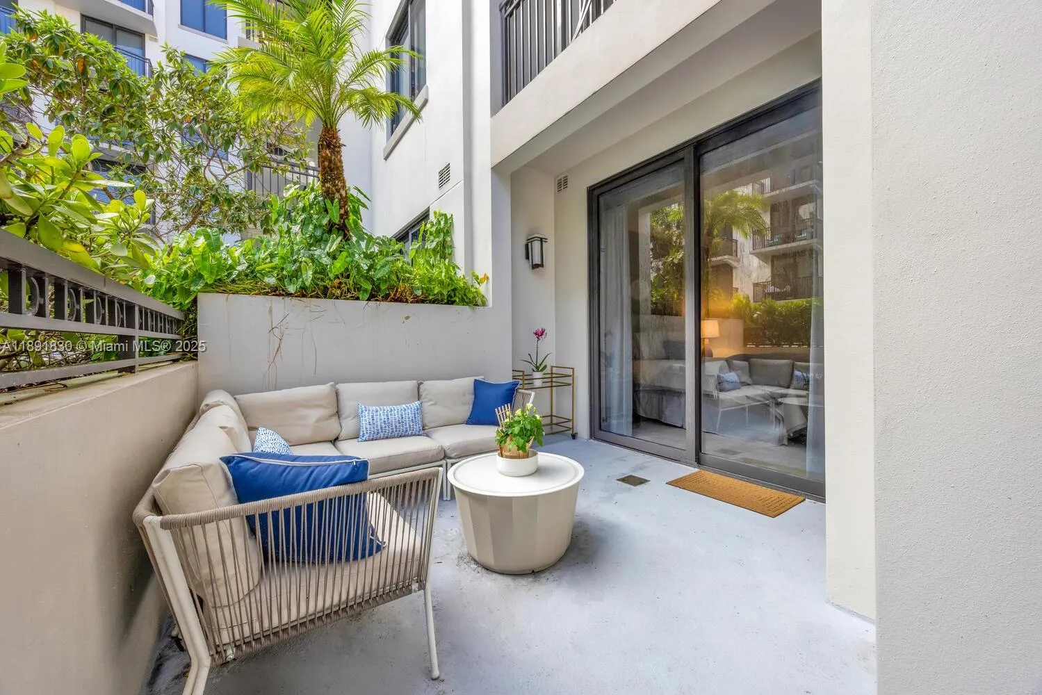 301 Altara Ave, #419