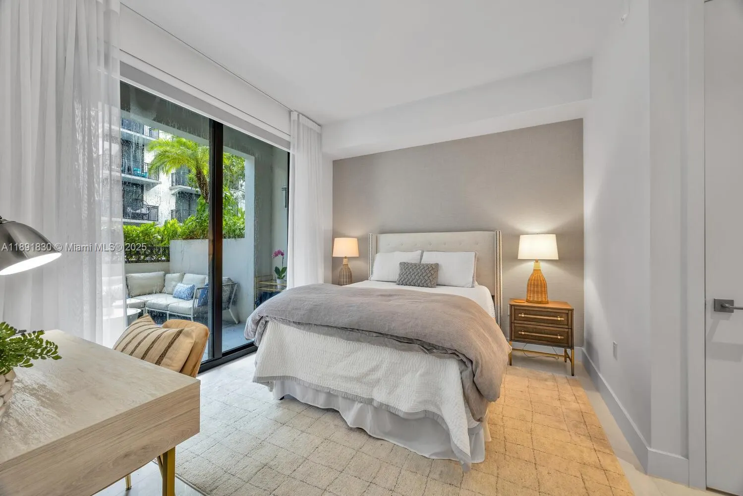 301 Altara Ave, #419