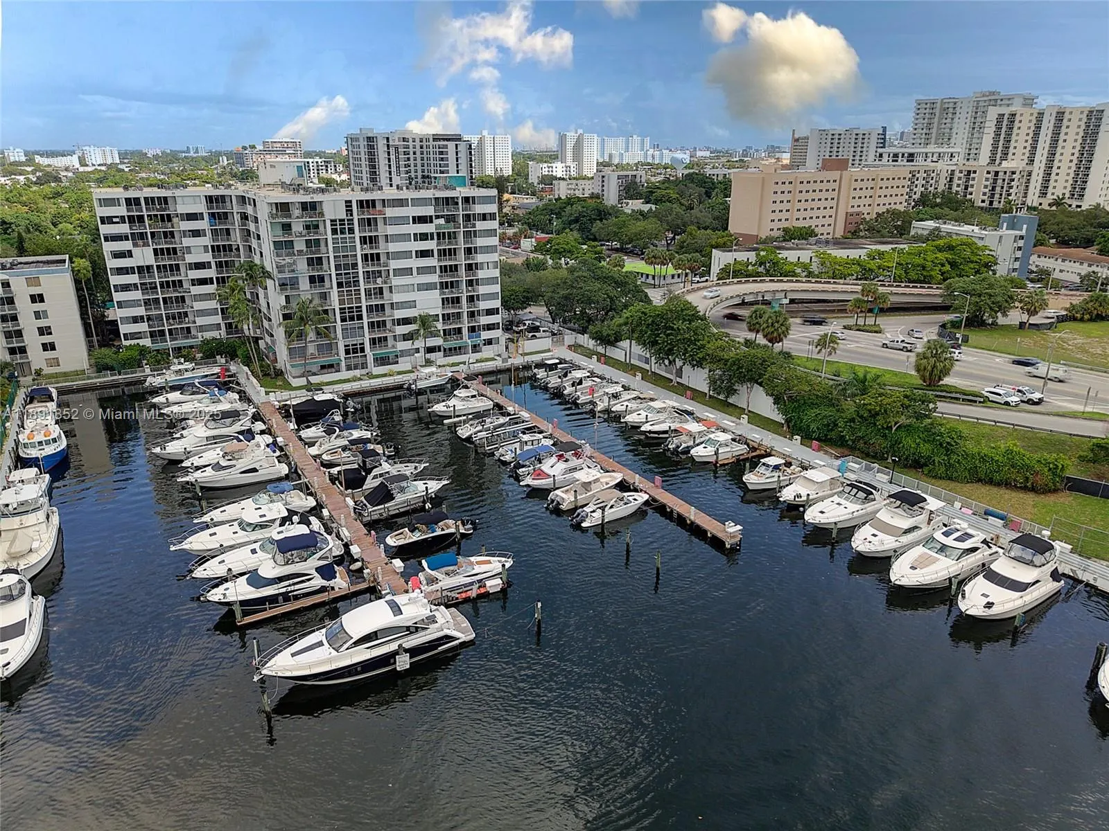 1700 NW N River Dr, #406