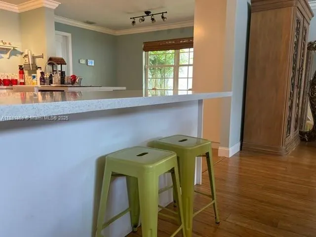 2909 Oak Park Cir