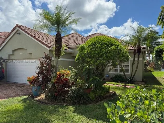 2909 Oak Park Cir