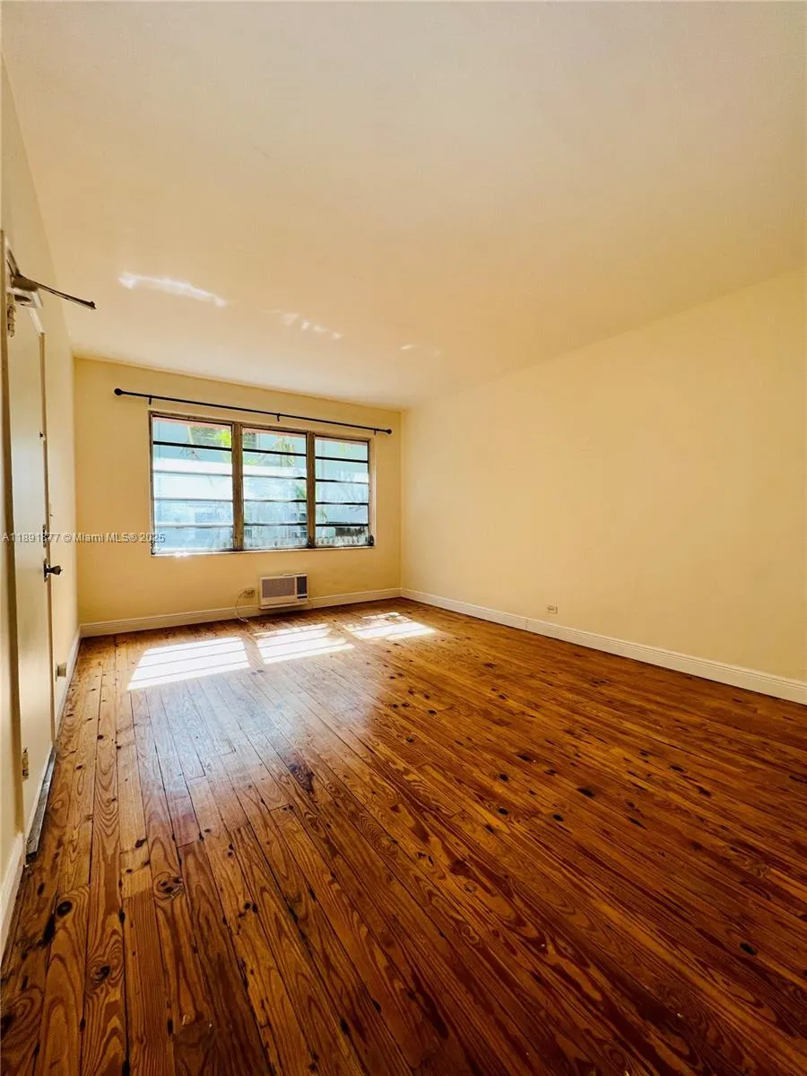 1141 Meridian Ave, #6