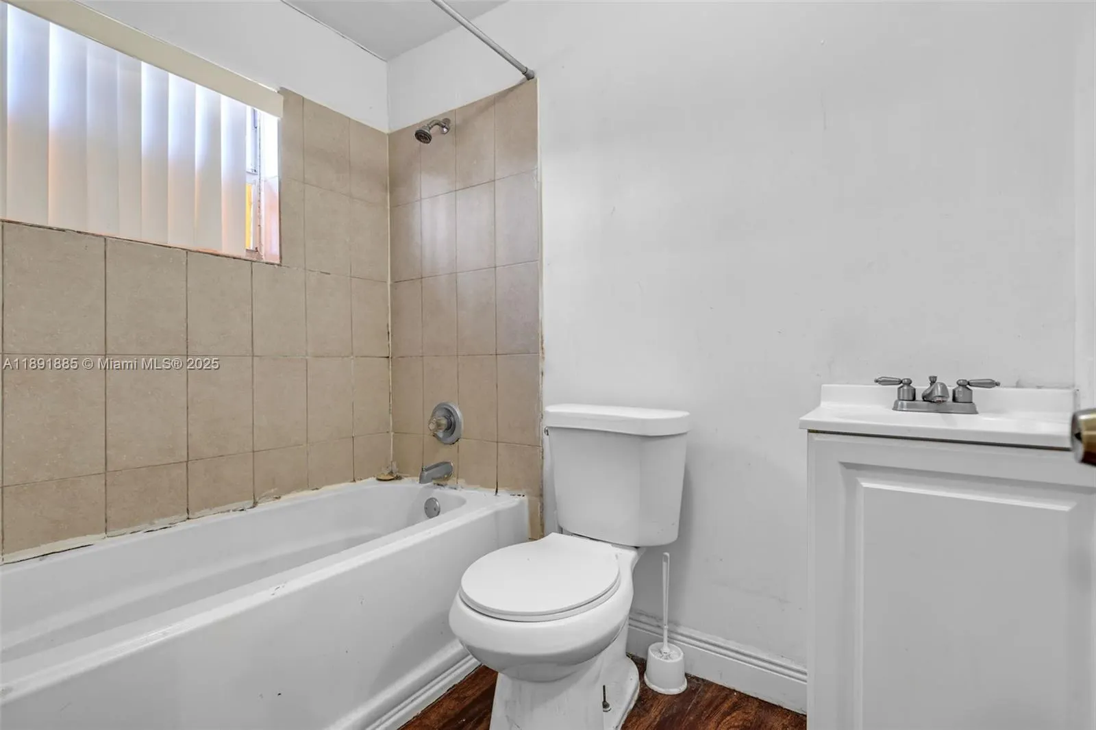 230 E 62nd St