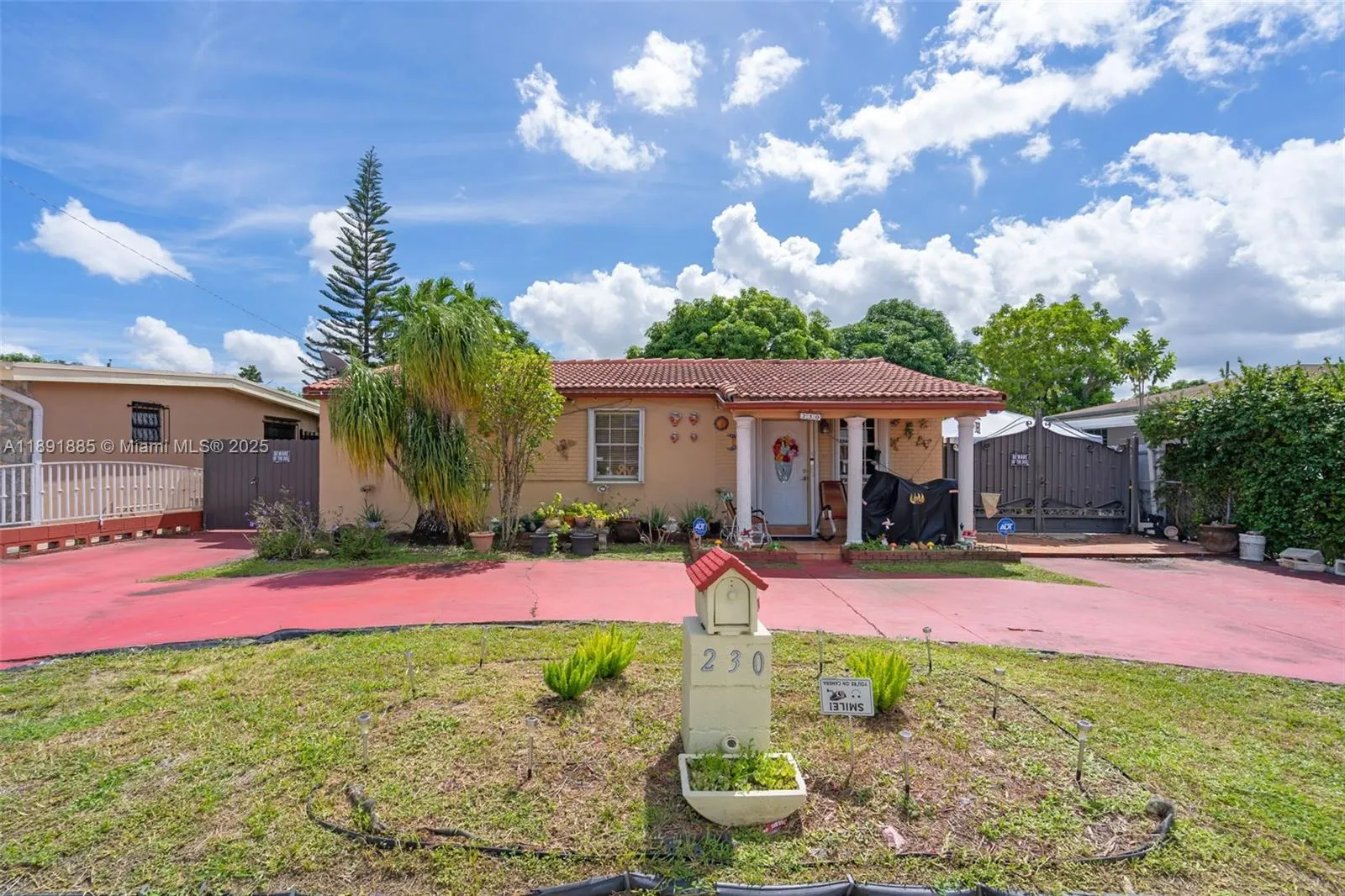 230 E 62nd St
