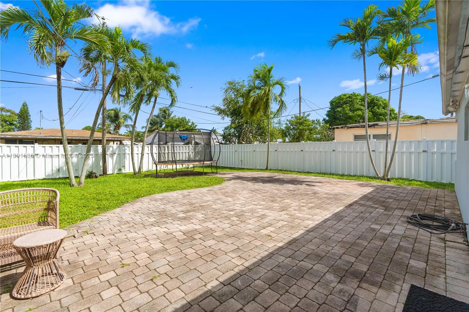 301 NW 53rd Ct