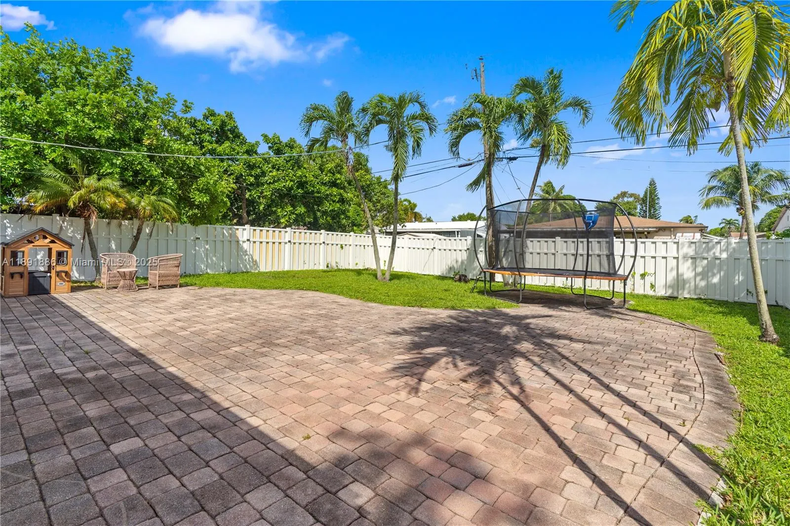 301 NW 53rd Ct