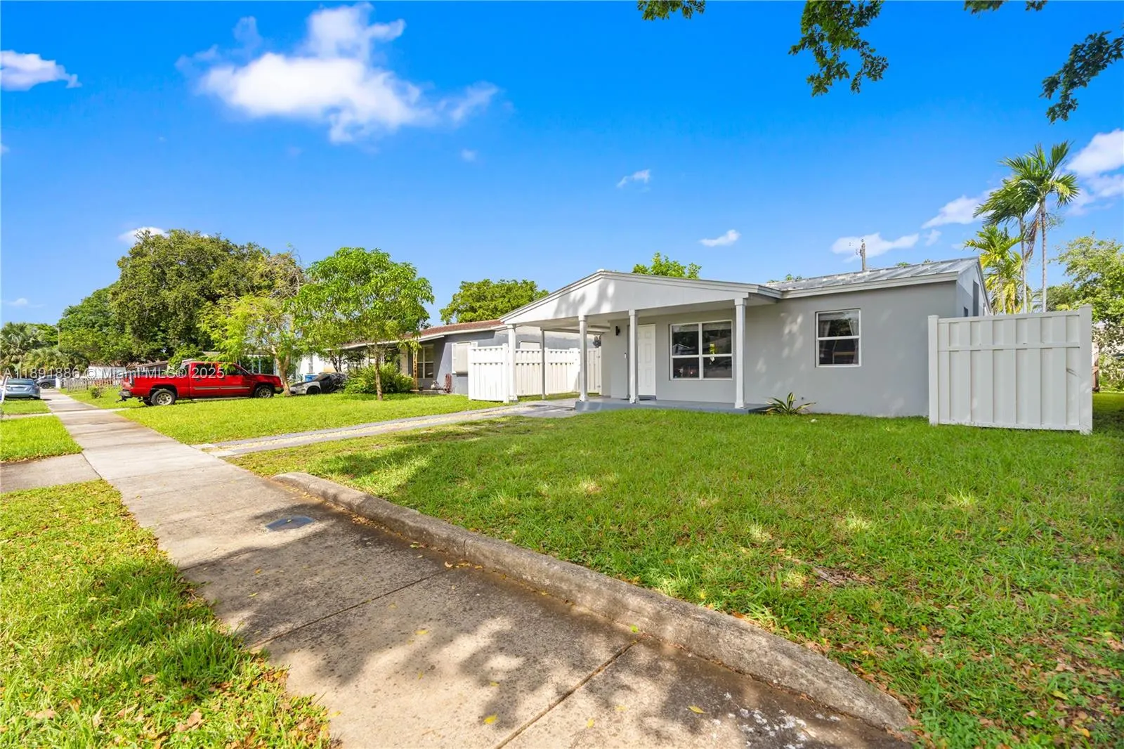 301 NW 53rd Ct
