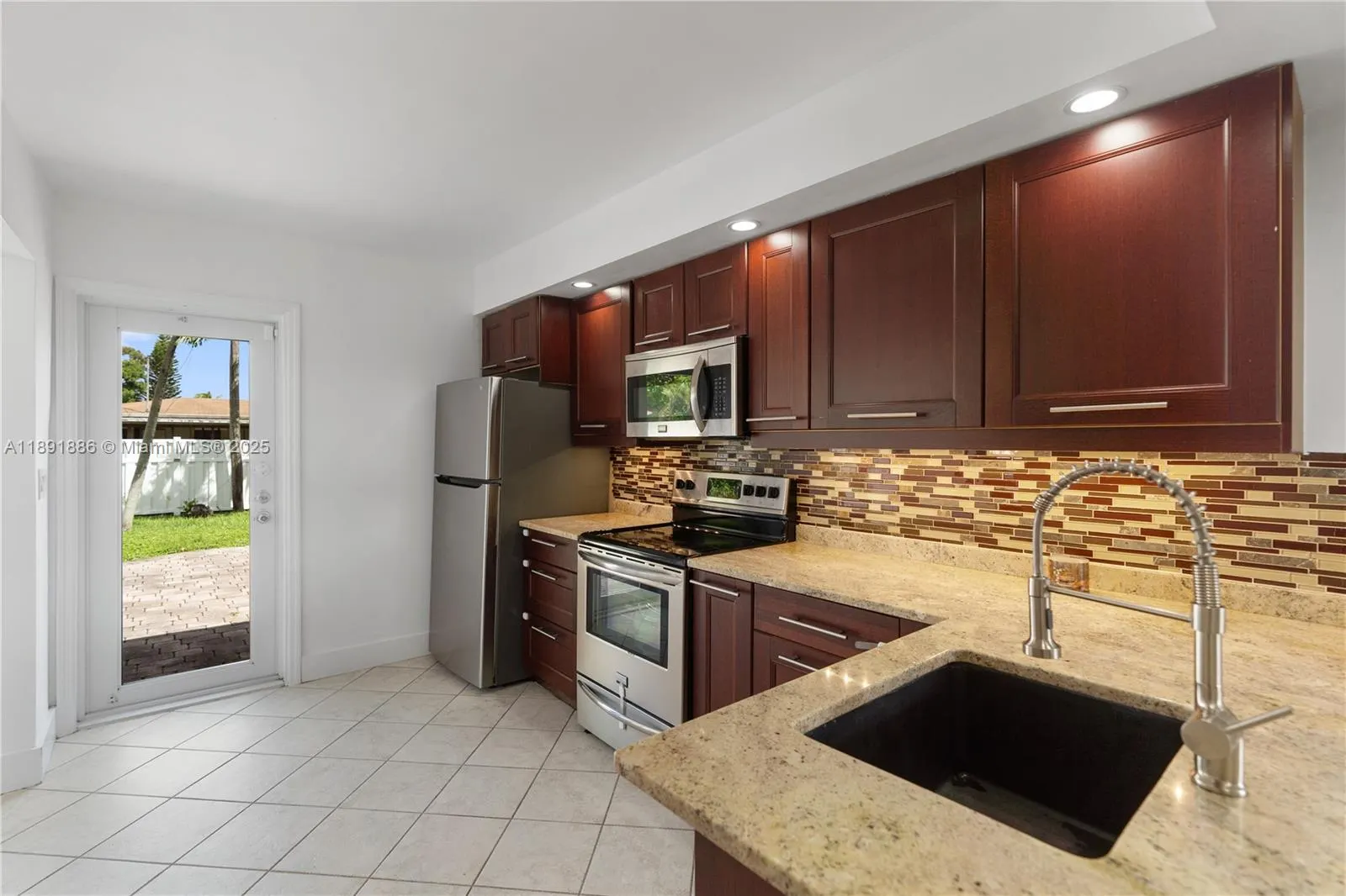 301 NW 53rd Ct