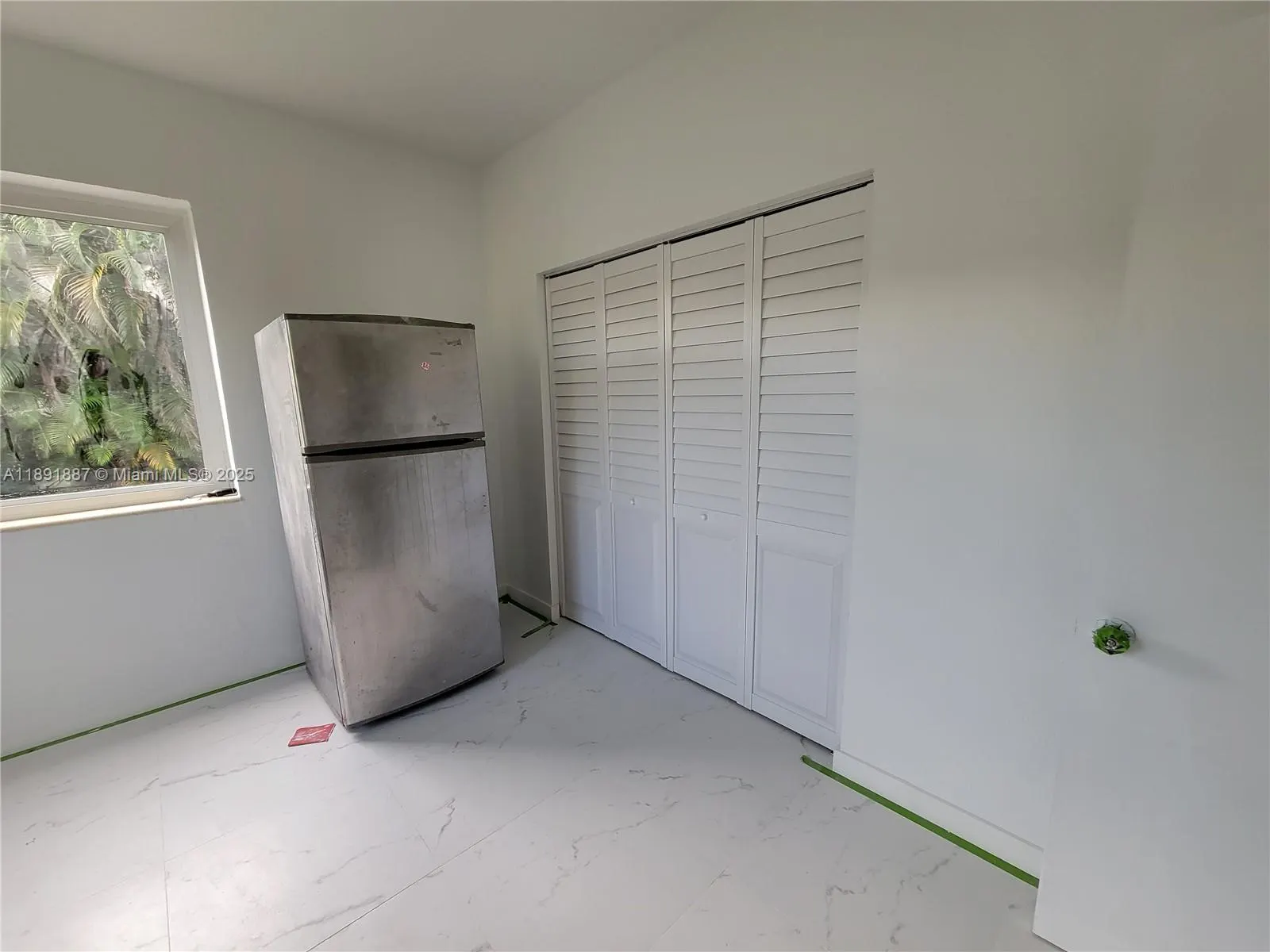 2450 SW 5th St, #2450