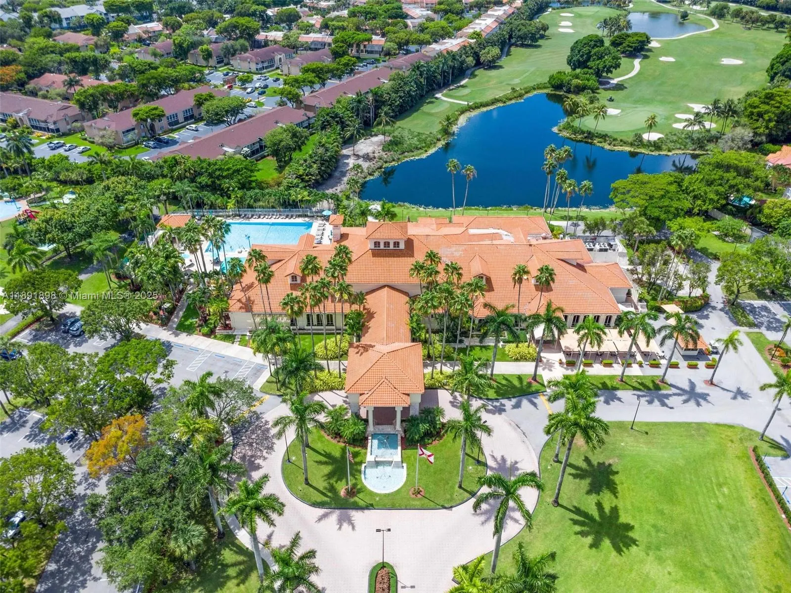 10635 NW 54th St
