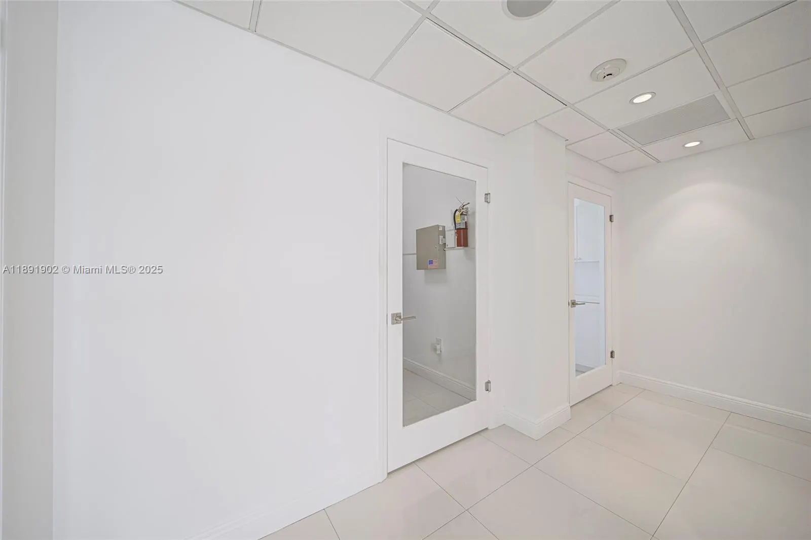 814 Ponce De Leon Blvd, #304