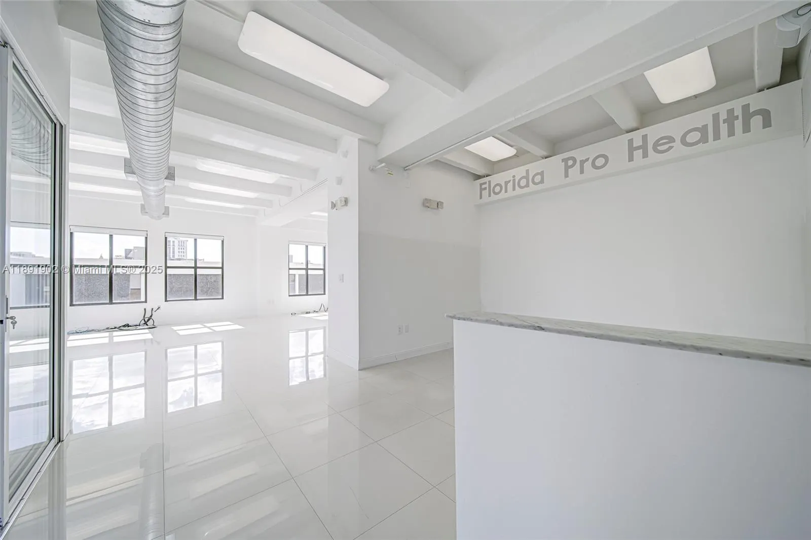 814 Ponce De Leon Blvd, #304