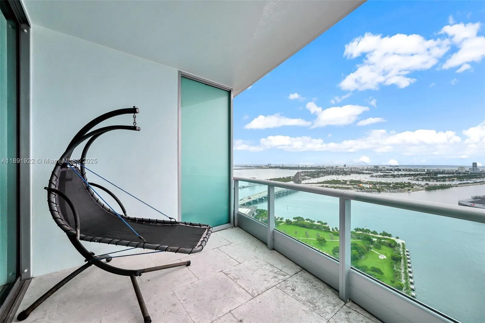 900 Biscayne Blvd, #4901