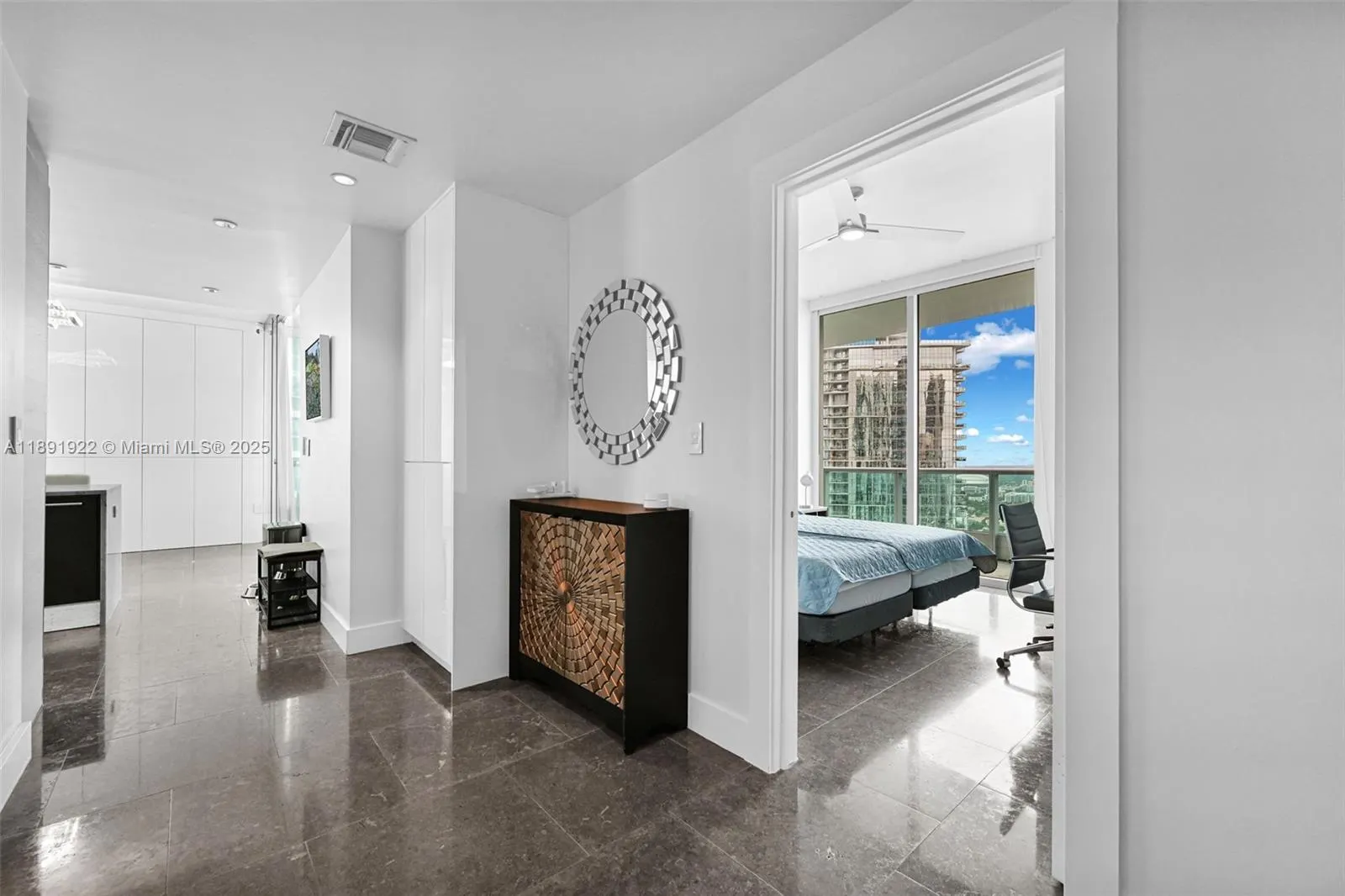 900 Biscayne Blvd, #4901