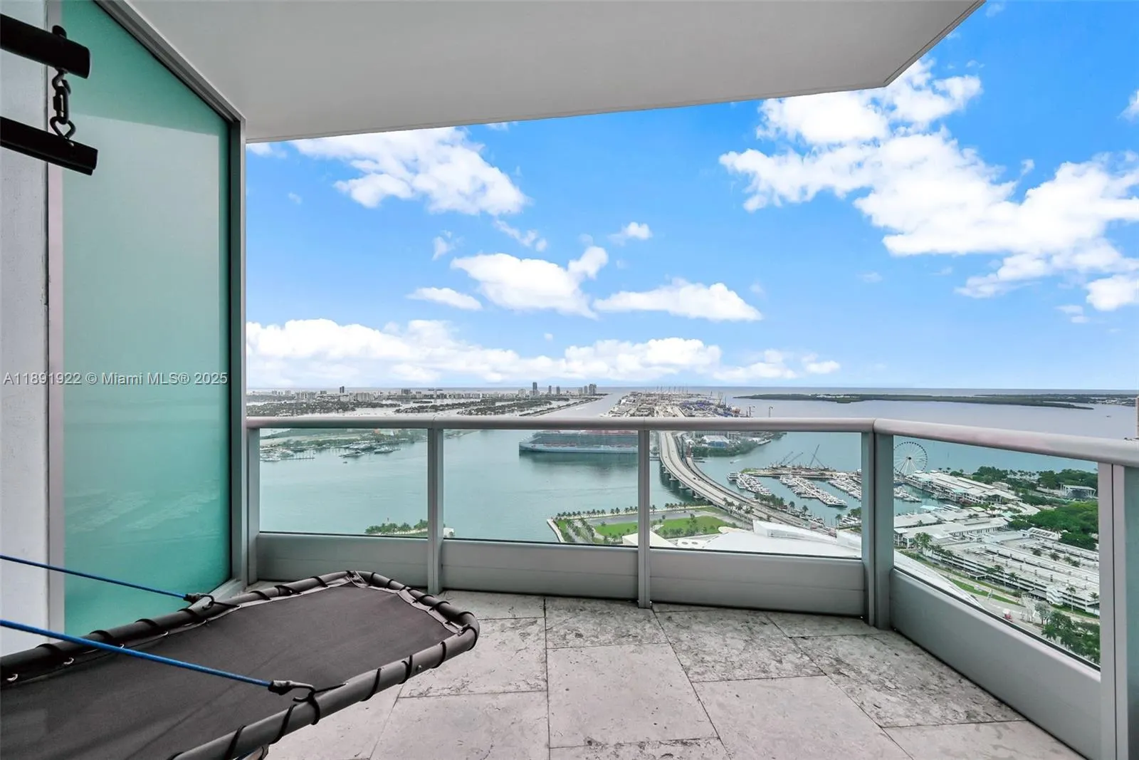 900 Biscayne Blvd, #4901