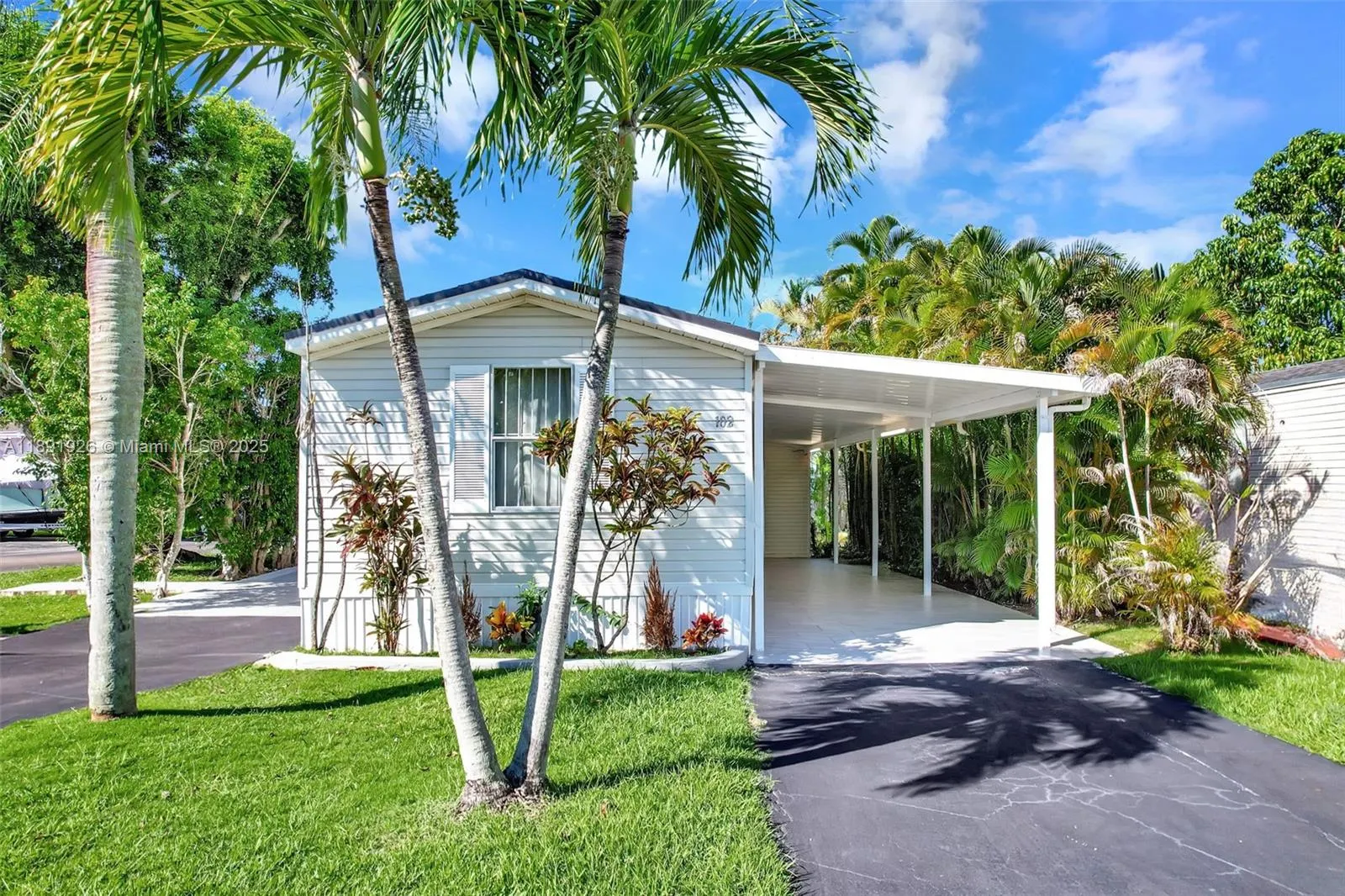 28501 SW 152ND AVE LOT 102