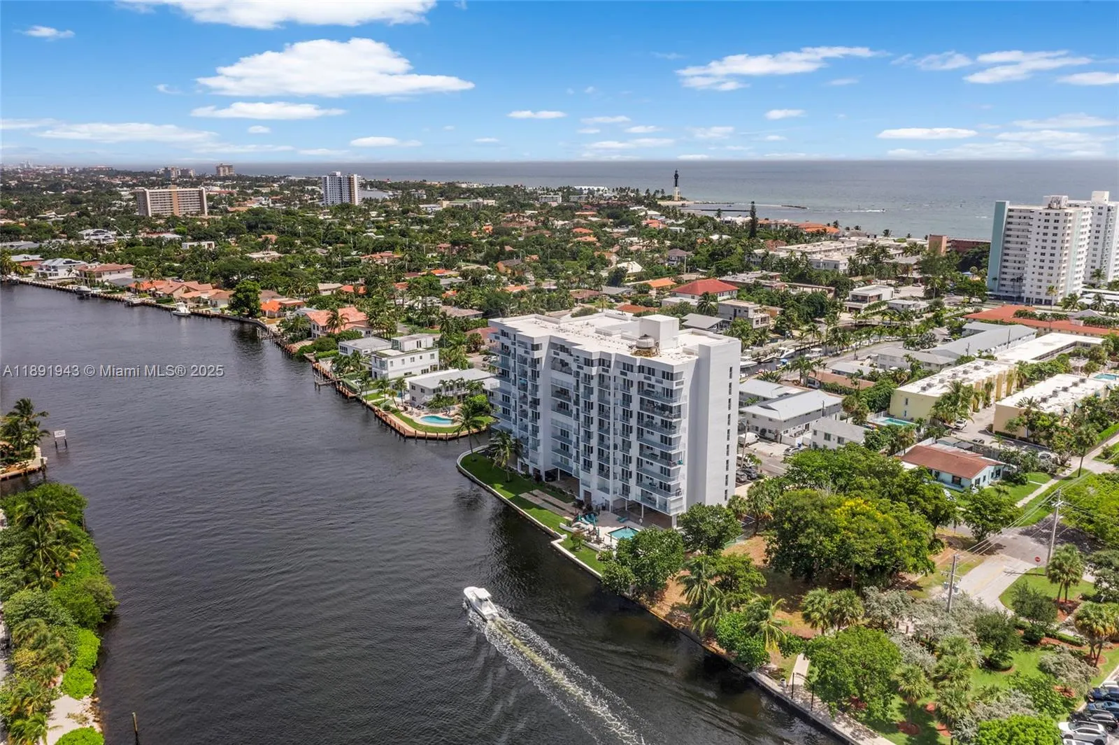 1401 N Riverside Dr, #1406