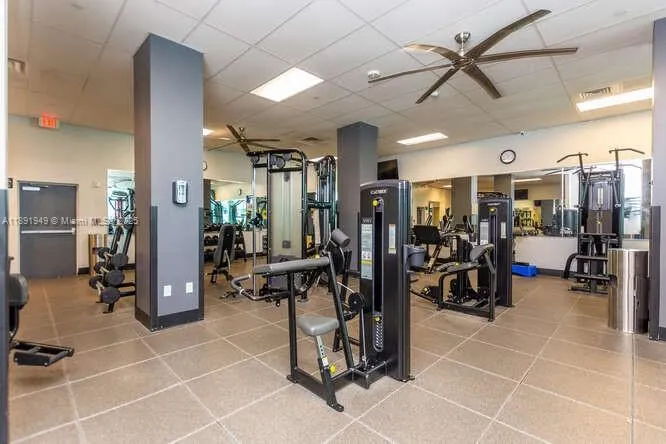 2501 S OCEAN DR, #1117