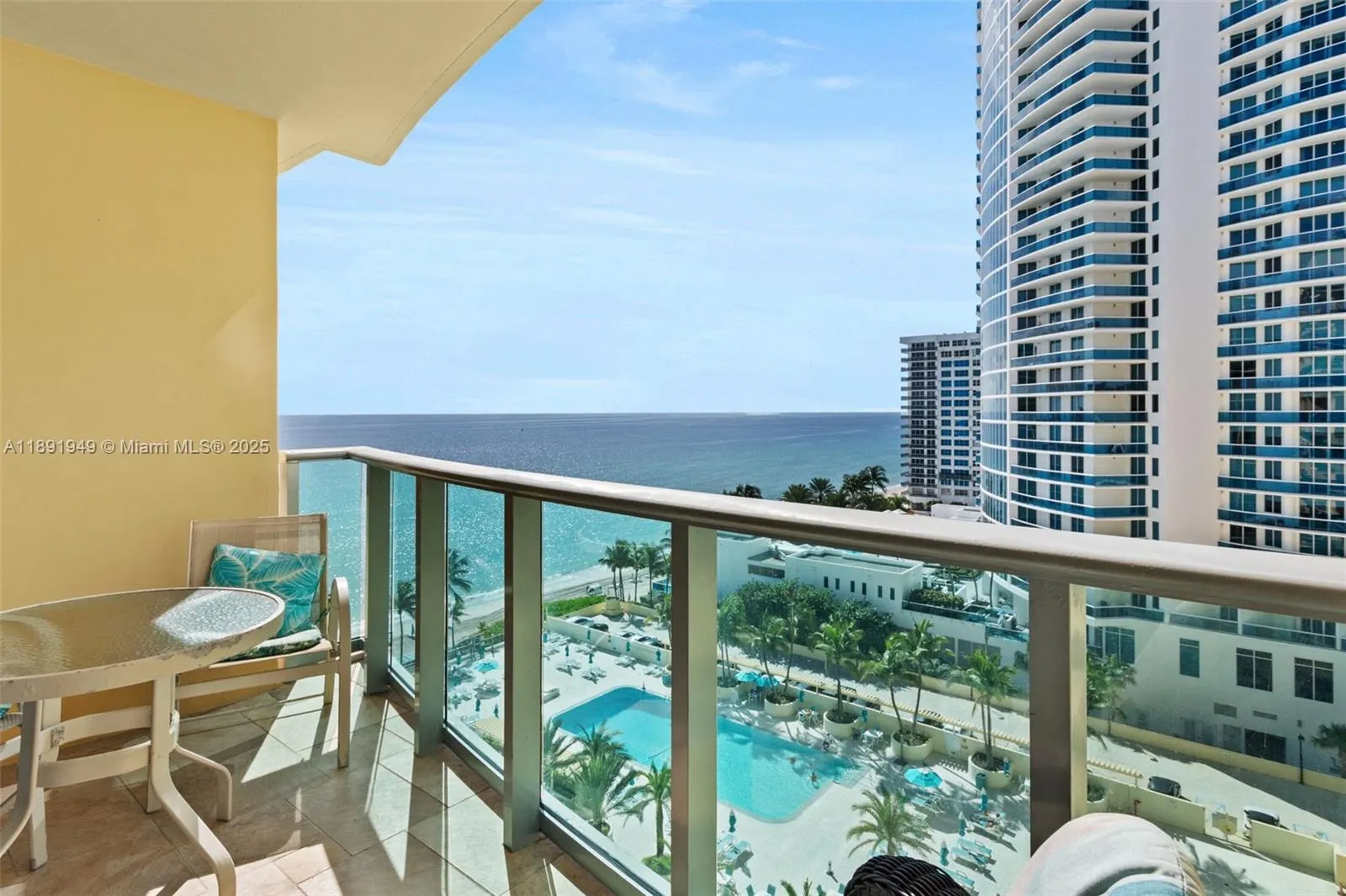 2501 S OCEAN DR, #1117