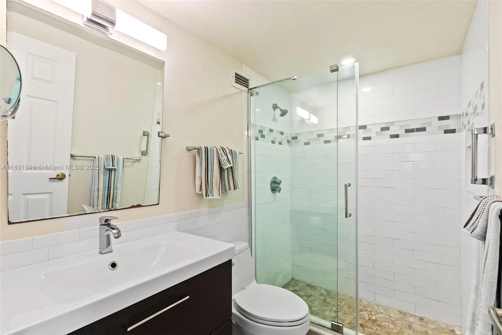 2501 S OCEAN DR, #1117