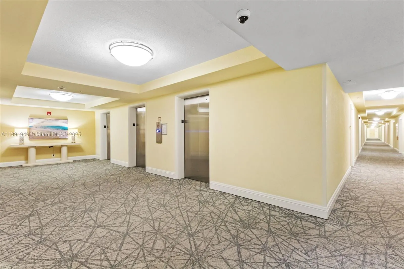 2501 S OCEAN DR, #1117