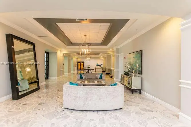 2501 S OCEAN DR, #1117