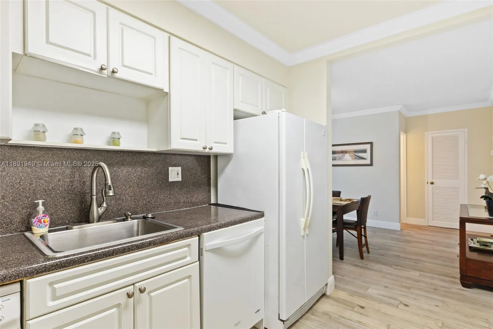 2501 S OCEAN DR, #1117